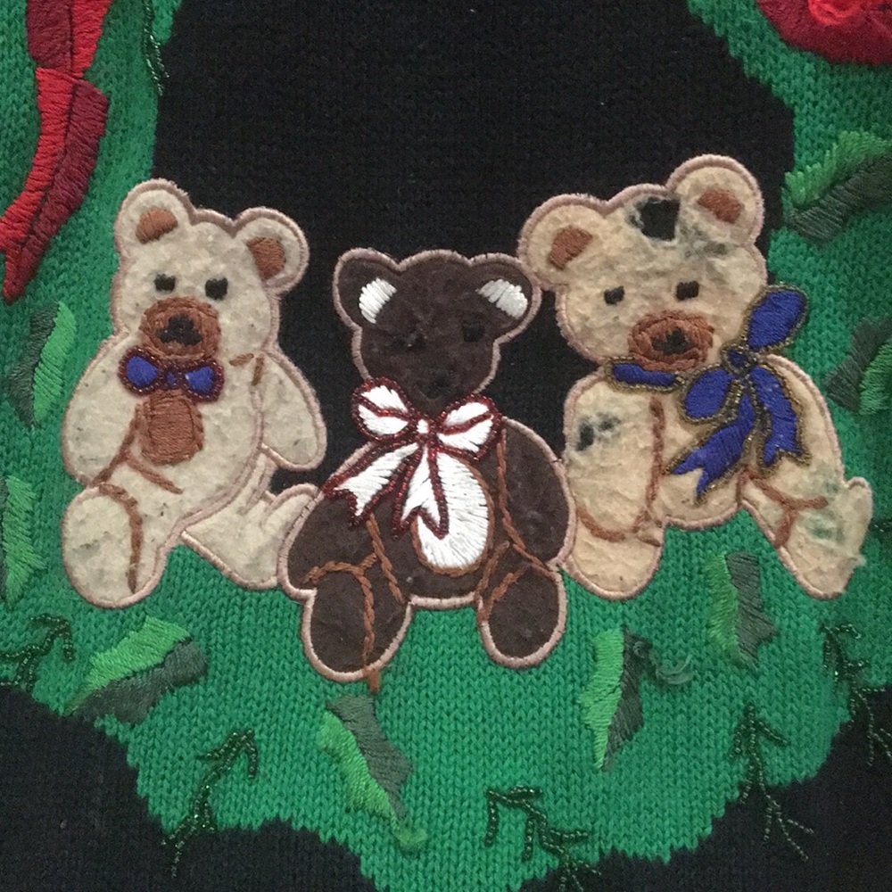 Christmas Sweater - Picture 4 of 6